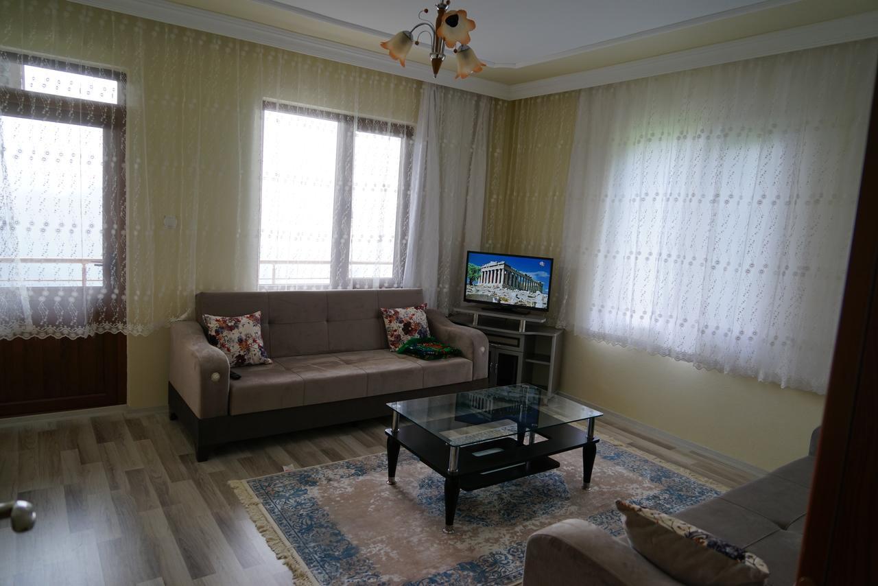Glisura Apart Uzungol Bagian luar foto